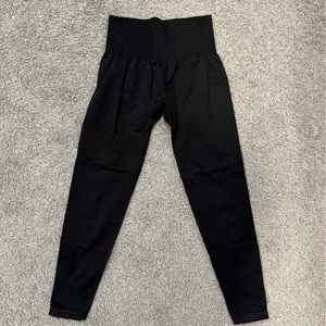 NVGTN workout leggings